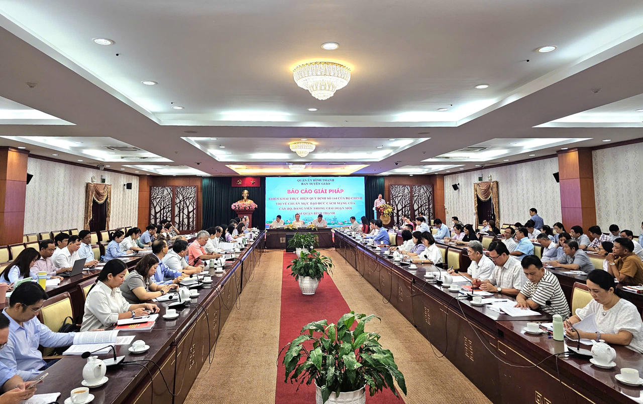 TP HCM thảo luận giải pháp thực hiện quy định về chuẩn mực đạo đức cách mạng