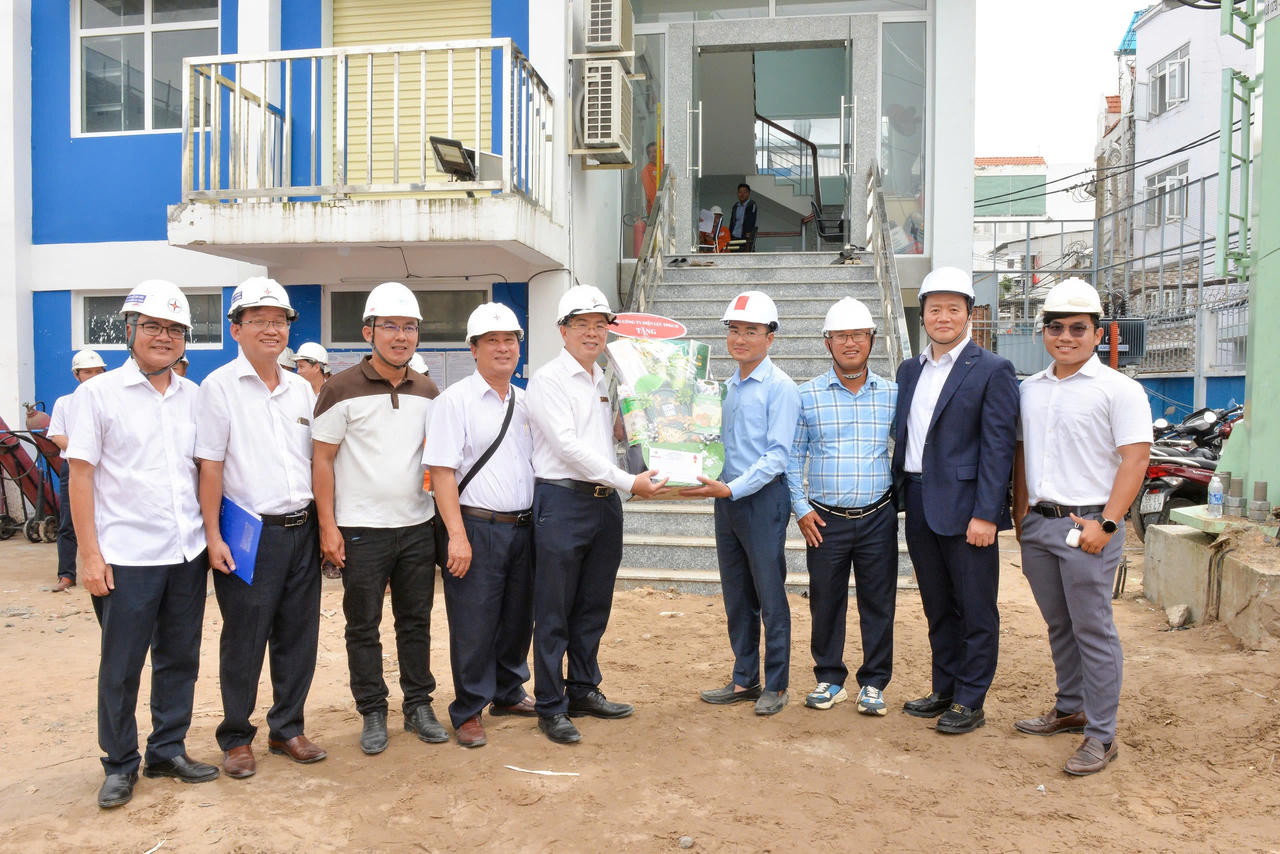 EVNHCMC tăng tốc hoàn thành các dự án lưới điện trong năm 2024