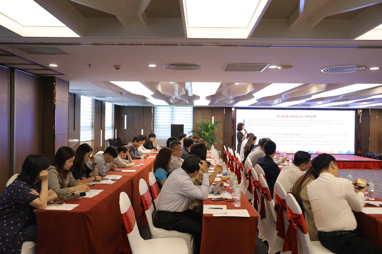 Bộ Tư pháp tập huấn về công tác hỗ trợ pháp lý cho doanh nghiệp tại TP HCM