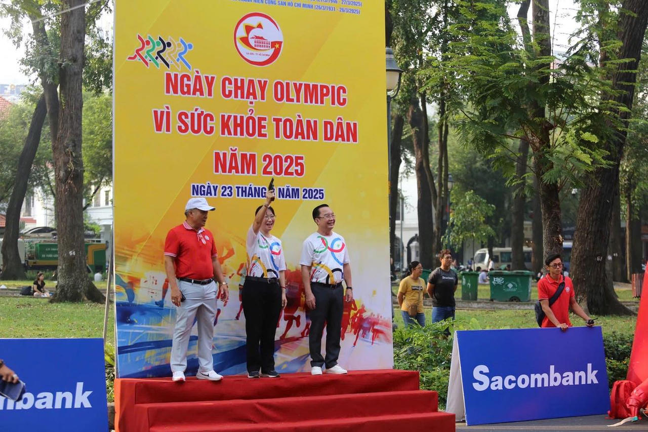Sôi nổi Ngày chạy Olympic vì sức khỏe toàn dân tại TP HCM