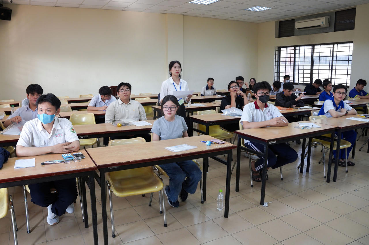 Hôm nay, hơn 100.000 thí sinh thi đánh giá năng lực tại ĐH Quốc gia TP HCM