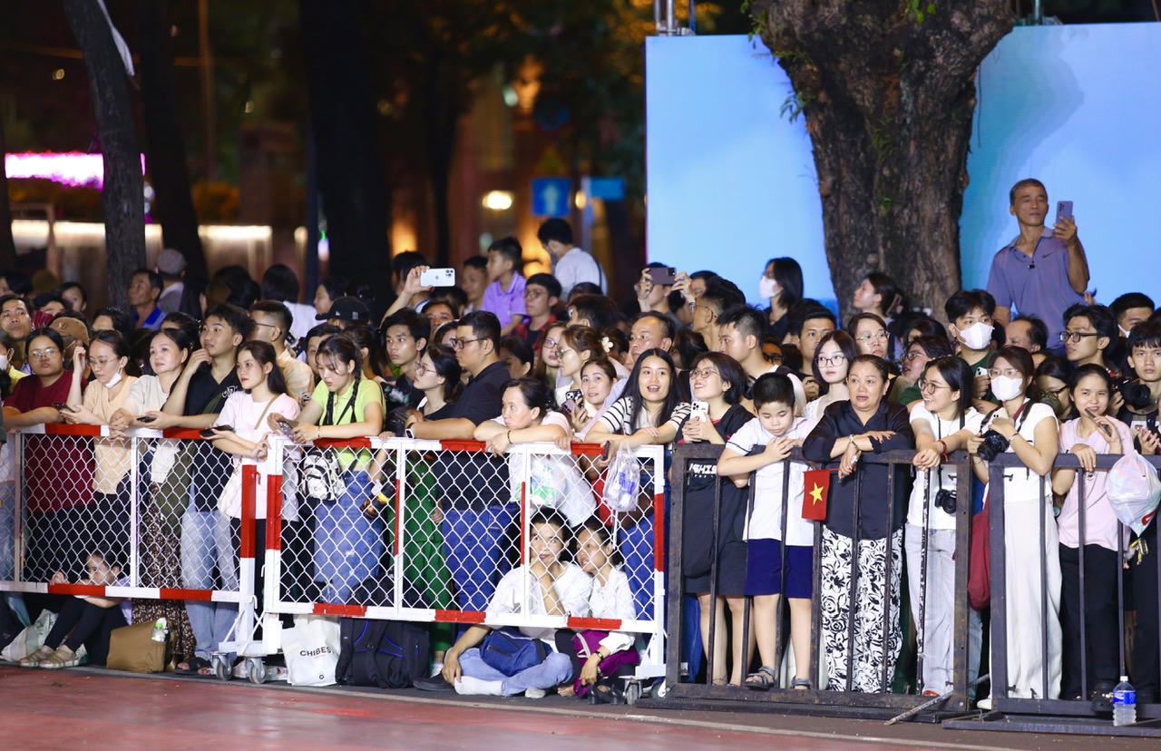 Hợp luyện diễu binh 30/4 quy mô lớn lần đầu tiên ở TP HCM