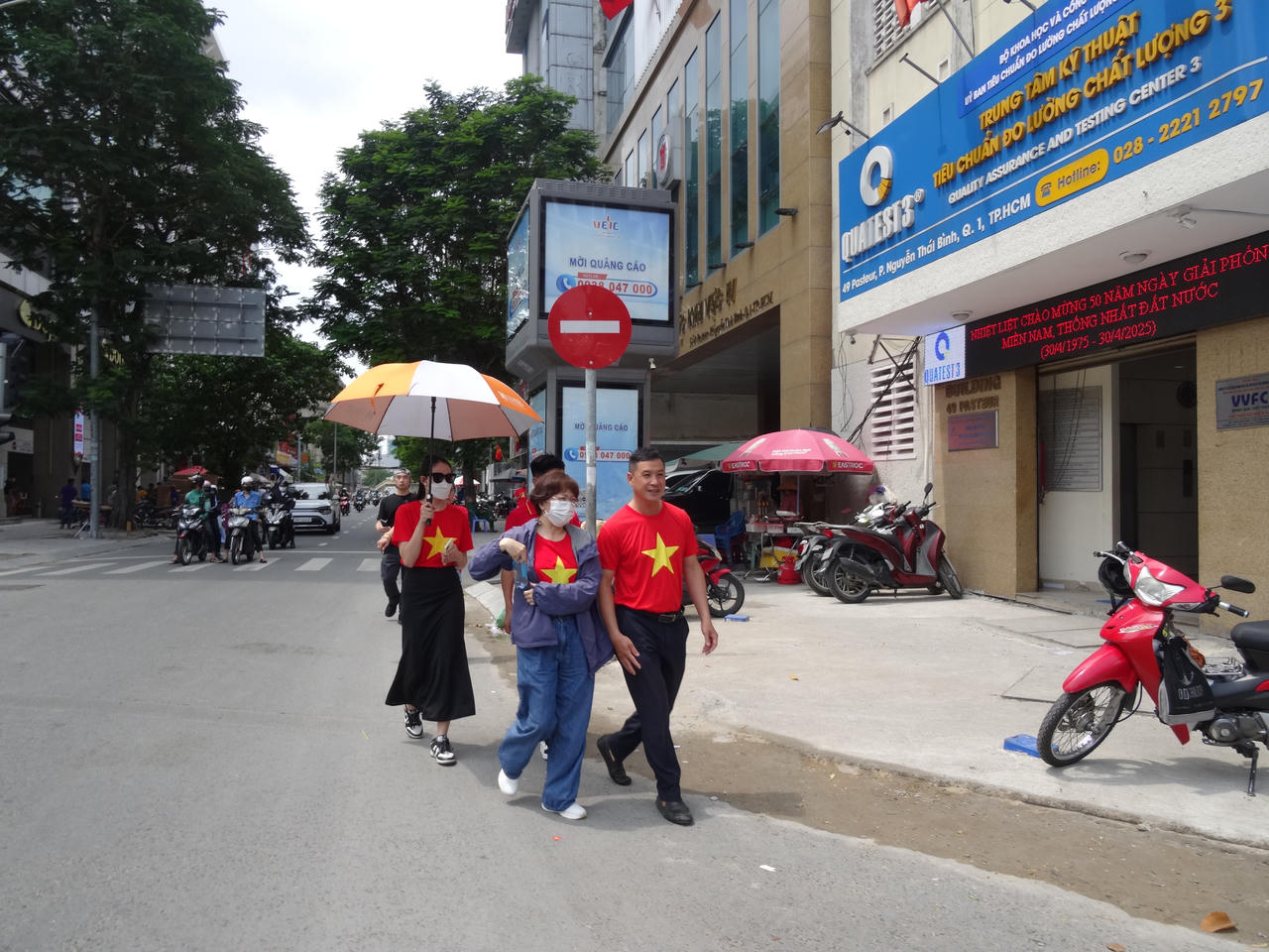 Không khí hào hùng nhắc nhớ những ngày tháng 4 lịch sử ở TP HCM