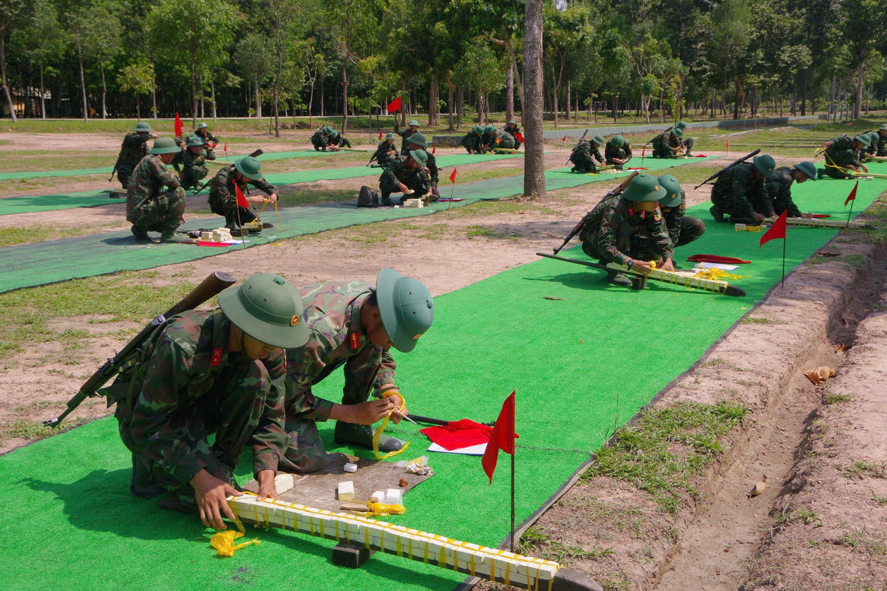 Chiến sĩ mới Sư đoàn 9 - Quân đoàn 34 phấn đấu rèn luyện để trưởng thành