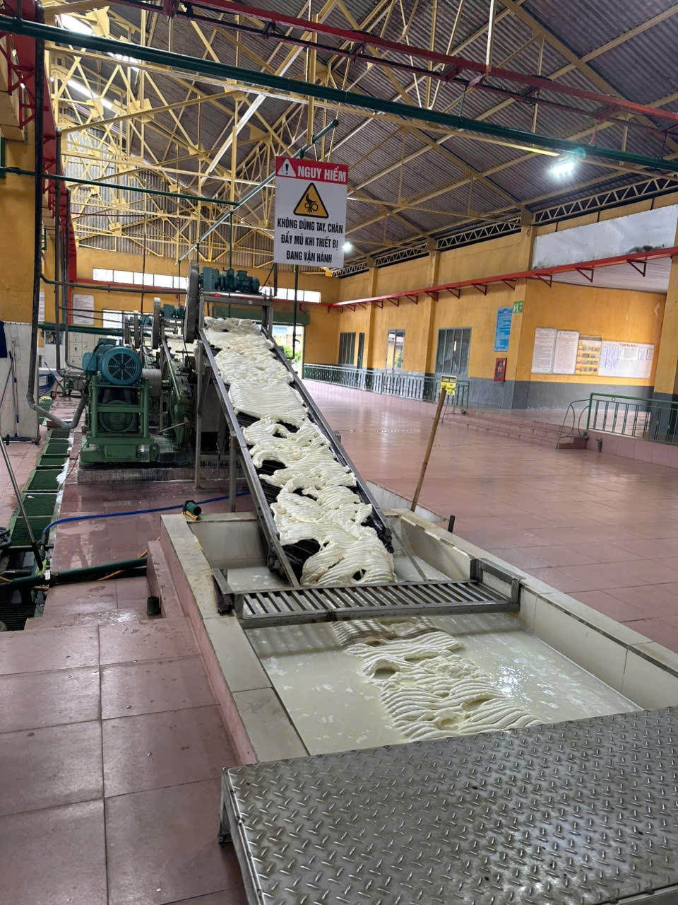 Đoàn công tác Ban Tuyên giáo và Dân vận Trung ương thực tế tại Tổng Công ty Cao su Đồng Nai