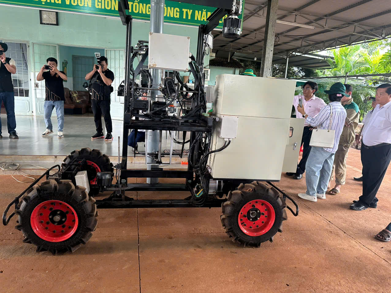 Đoàn công tác Ban Tuyên giáo và Dân vận Trung ương thực tế tại Tổng Công ty Cao su Đồng Nai