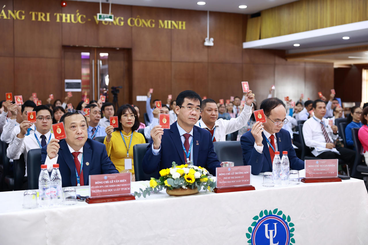 Trường ĐH Luật TP HCM tổ chức thành công Đại hội đại biểu Đảng bộ lần thứ VIII, nhiệm kỳ 2025-2030
