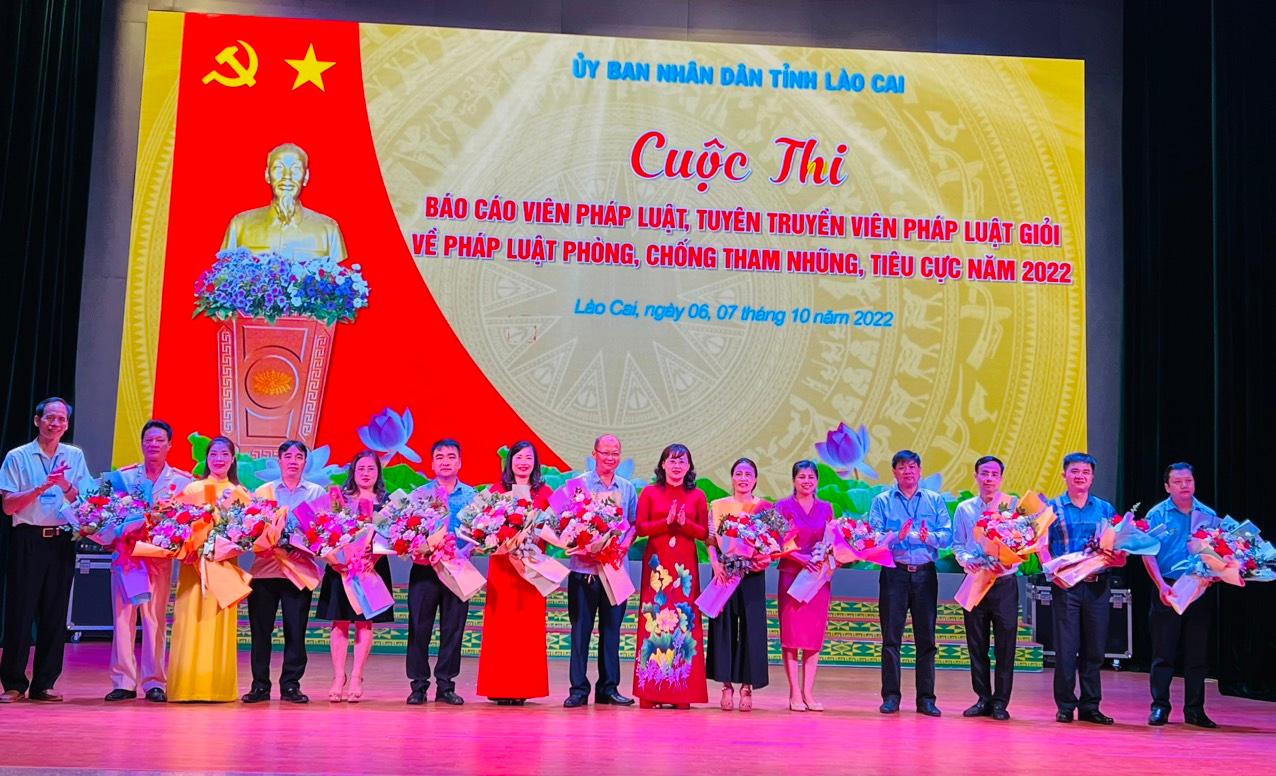 Lào Cai : Tổ chức Cuộc thi báo cáo viên pháp luật, tuyên truyền viên pháp luật giỏi về pháp luật phòng, chống tham nhũng, tiêu cực năm 2022