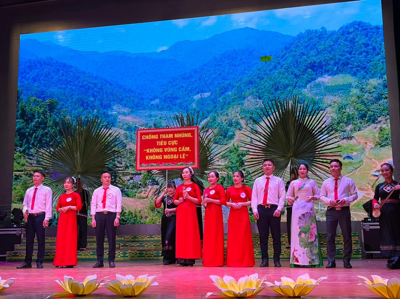 Lào Cai : Tổ chức Cuộc thi báo cáo viên pháp luật, tuyên truyền viên pháp luật giỏi về pháp luật phòng, chống tham nhũng, tiêu cực năm 2022