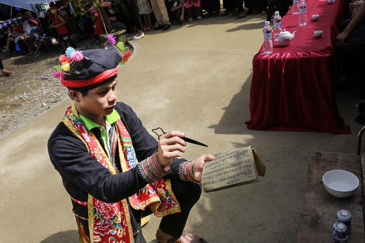 Độc đáo lễ Rước dâu của người Dao đỏ Than Uyên (Lai Châu)