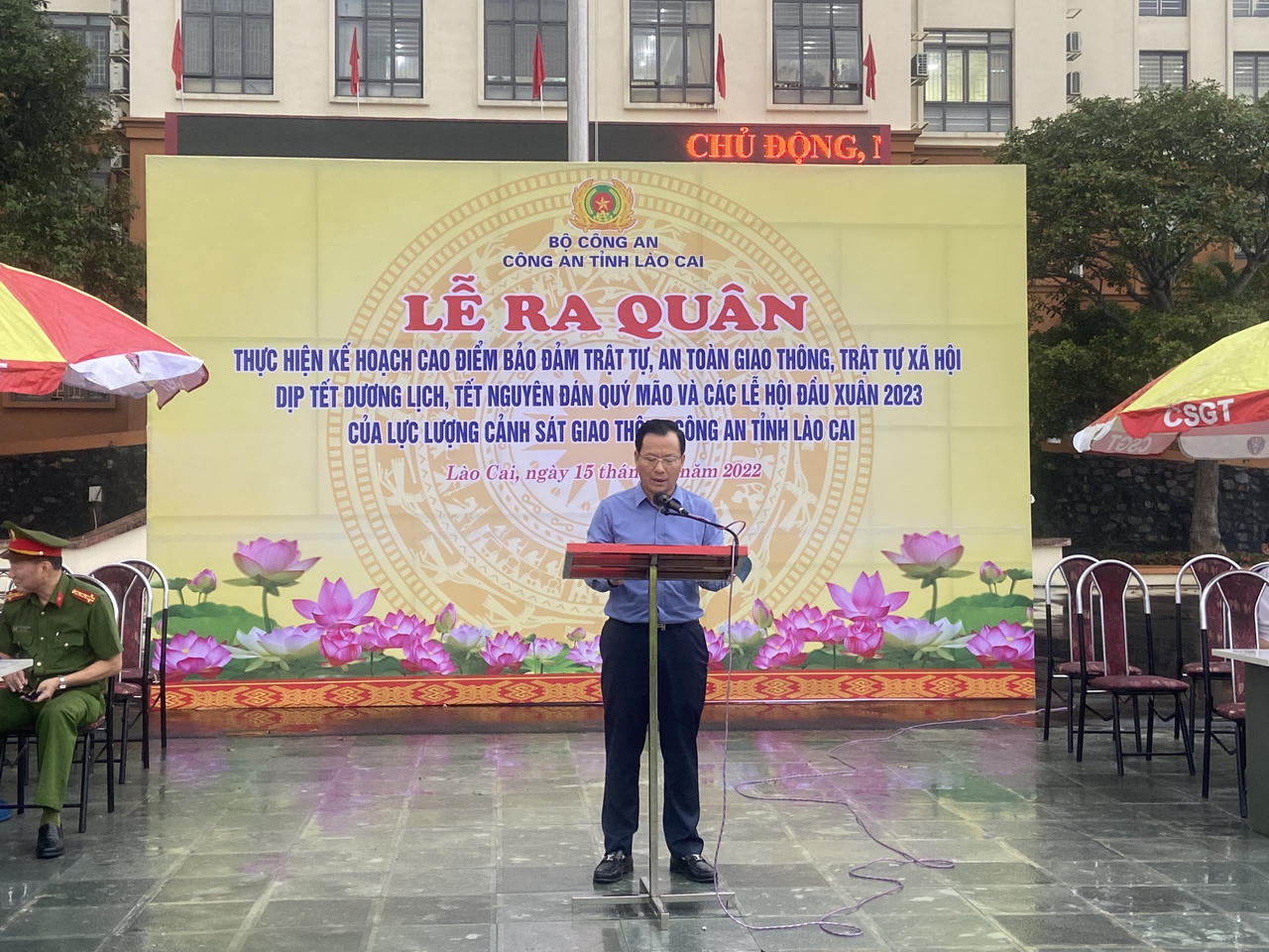 Công an loạt tỉnh, thành ra quân bảo đảm an ninh trật tự dịp Tết Quý Mão 2023