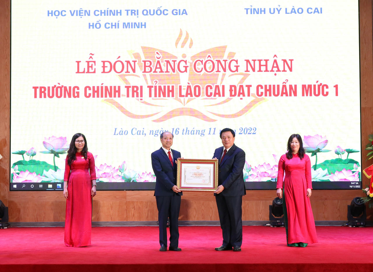Trường Chính trị tỉnh Lào Cai đạt chuẩn mức độ 1 đầu tiên của cả nước