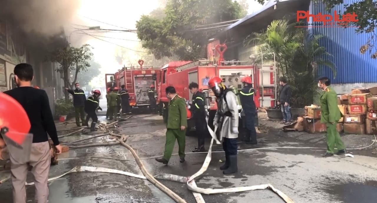 Kịp thời chữa cháy cửa hàng, kho phân phối vật tư nông nghiệp