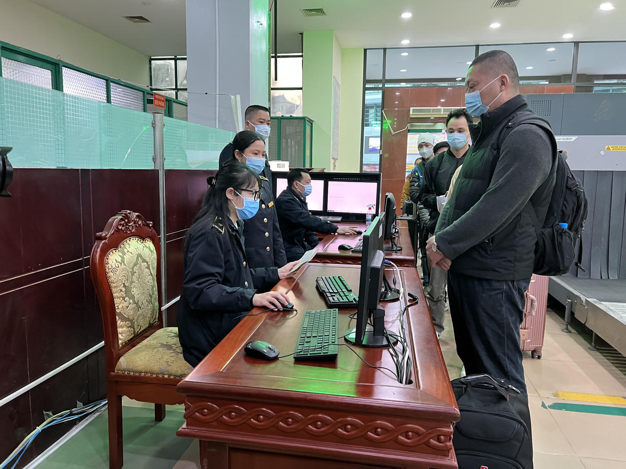 Lào Cai: Đón những vị khách đầu tiền sau 3 năm đóng cửa khẩu