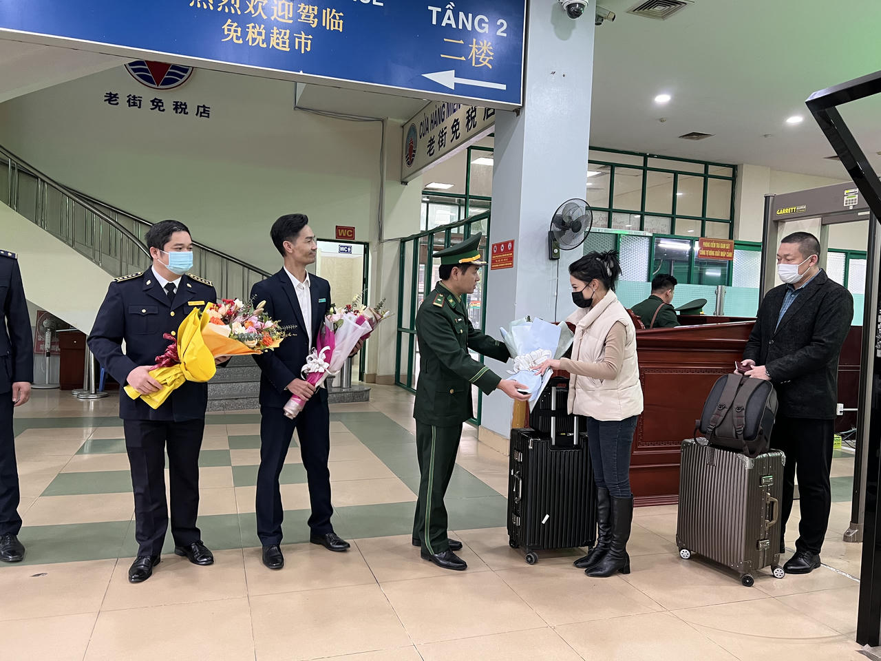 Lào Cai: Đón những vị khách đầu tiền sau 3 năm đóng cửa khẩu