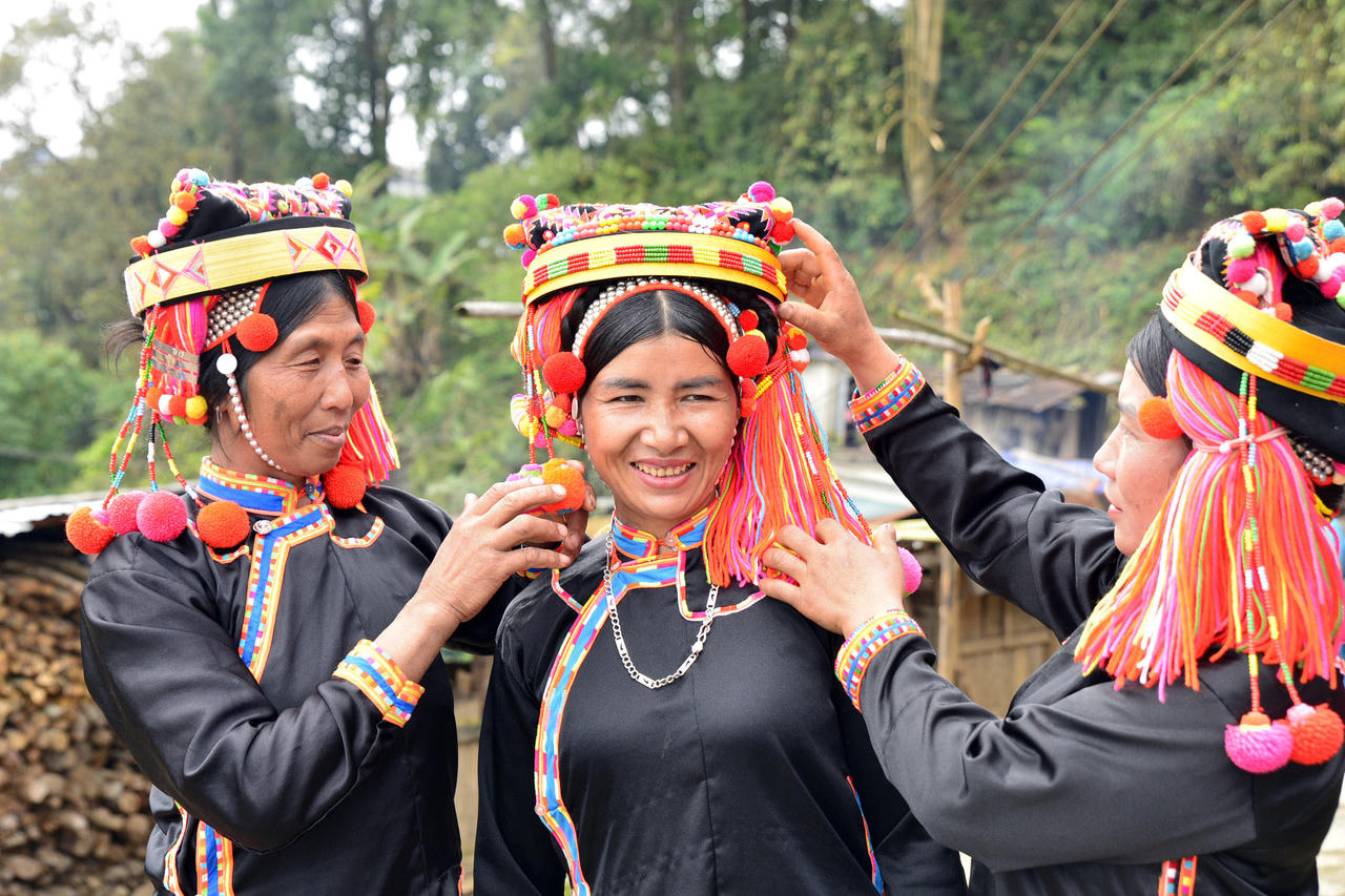 Vui Tết dân tộc Hà Nhì nơi biên giới Mường Tè