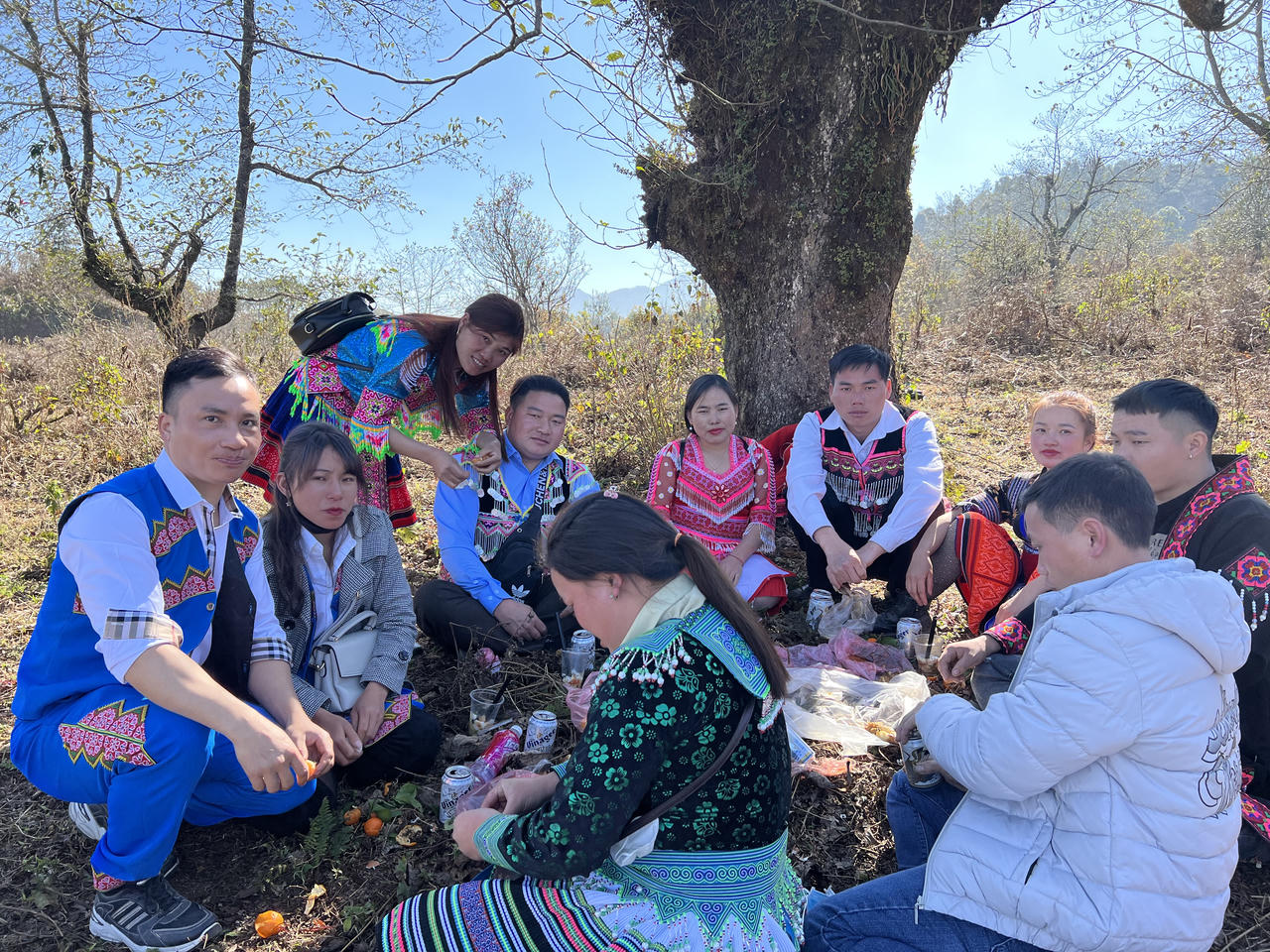 Rộn ràng du xuân cùng đồng bào vùng cao Y Tý 