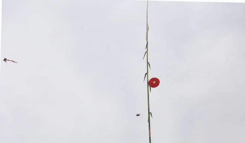 Tưng bừng lễ hội ném còn của người Giáy ở Mường hum 