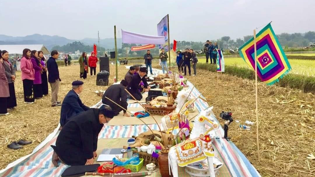 Rộn ràng lễ hội “Lùng Tùng” của dân tộc Thái huyện Than Uyên 