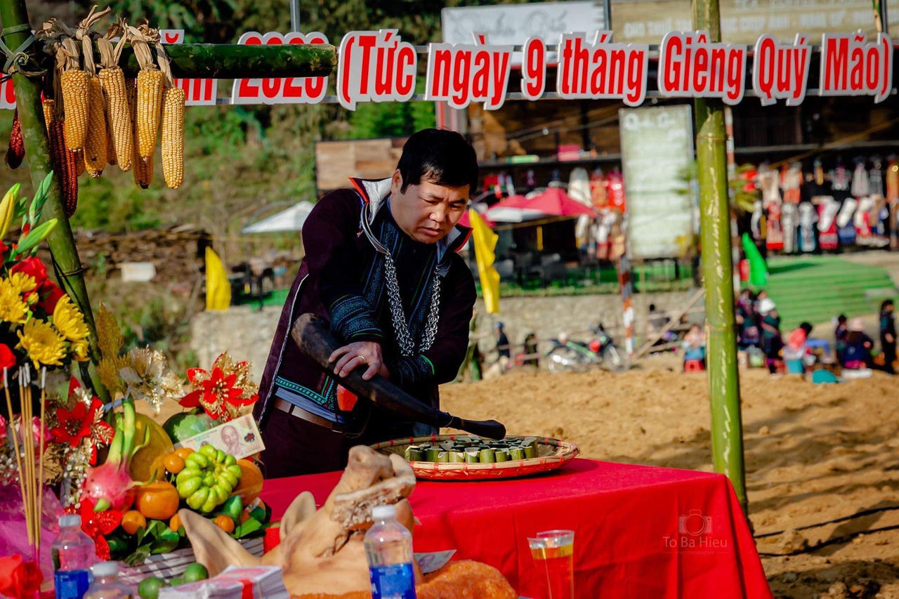 Tưng bừng Lễ hội Gầu Tào của dân tộc Mông ở Sa Pa