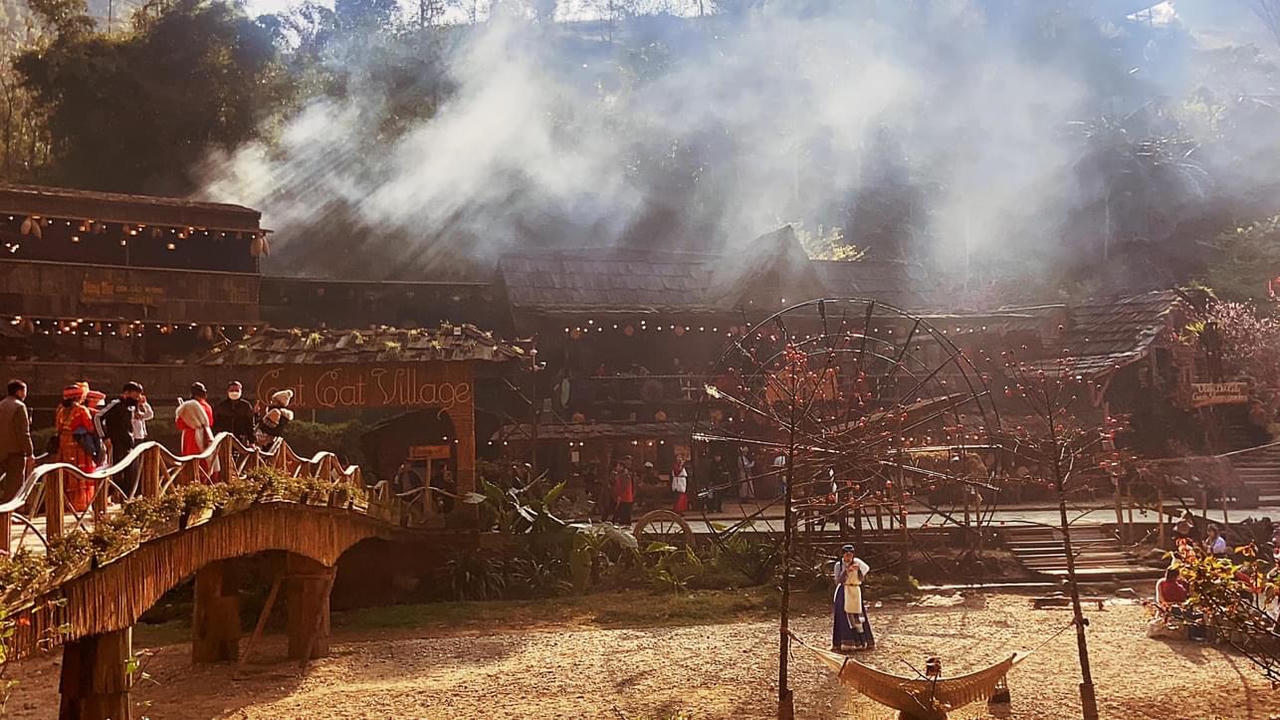 Tưng bừng Lễ hội Gầu Tào của dân tộc Mông ở Sa Pa