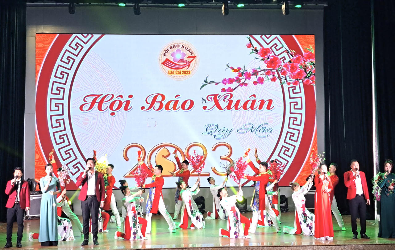 Lào Cai: Khai mạc Hội Báo xuân Quý Mão 2023