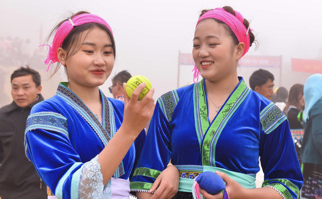  Vui hội Gầu Tào trên núi Dào San