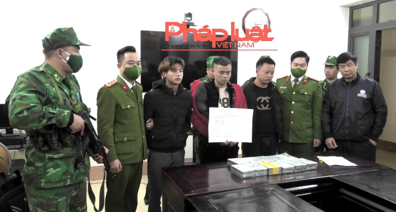 Bộ Tư lệnh Bộ đội Biên phòng trao thưởng "nóng" Ban chuyên án A1122