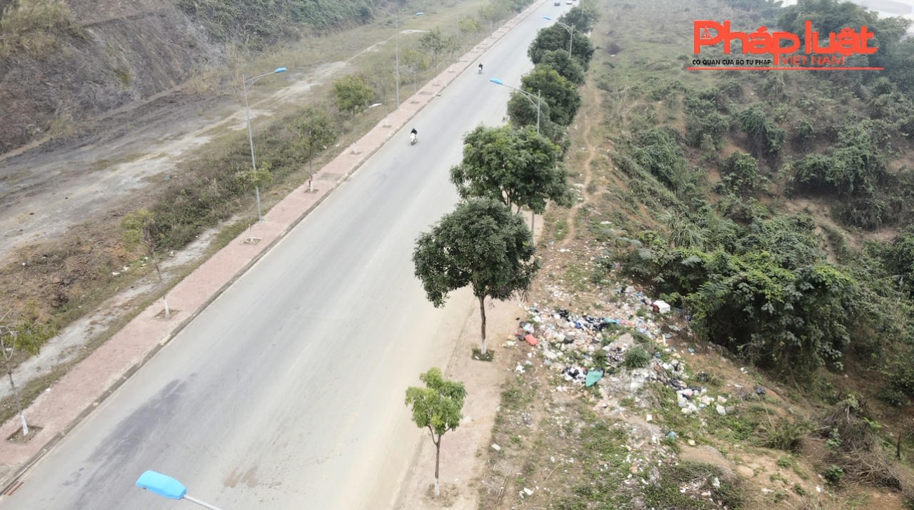 Tràn lan tình trạng đổ thải trái phép trên địa bàn thành phố Lào Cai