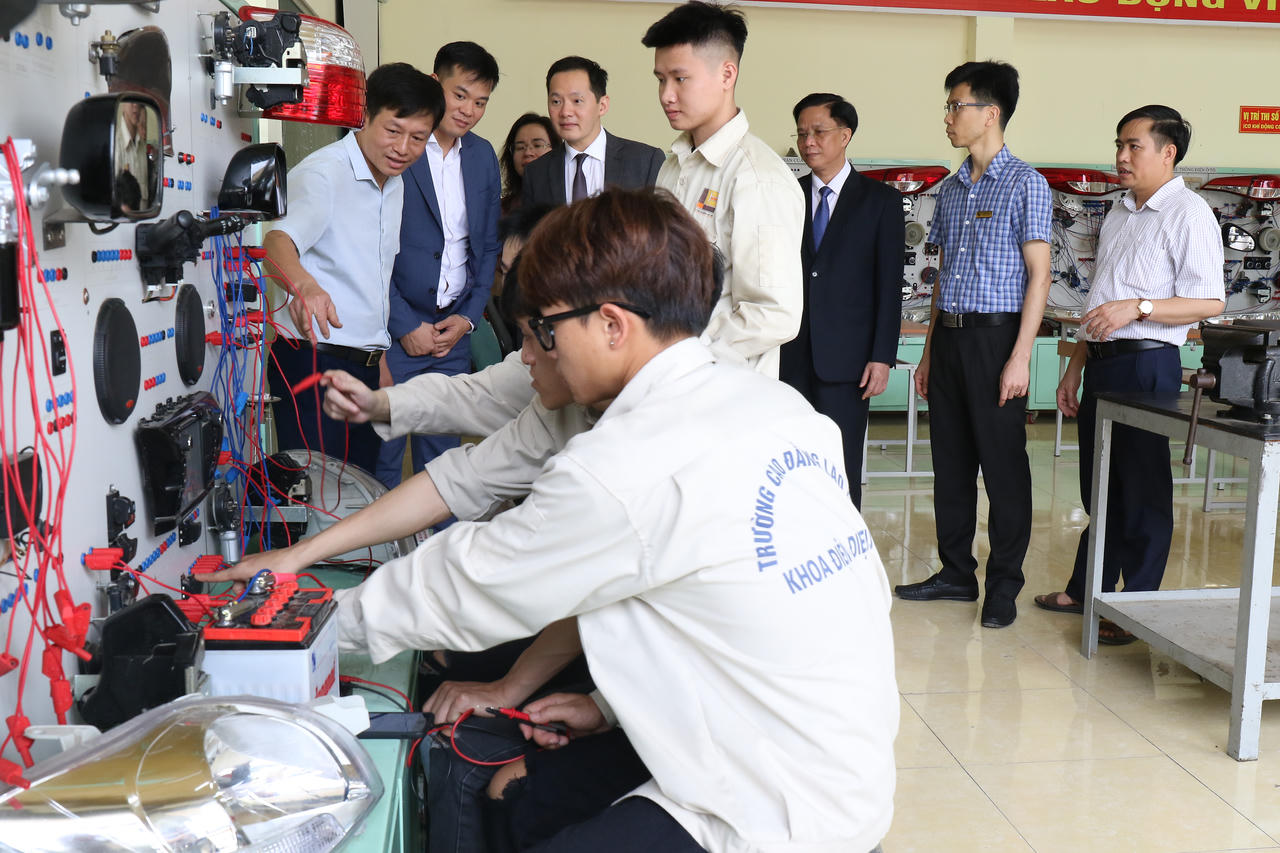 Trường Cao đẳng Lào Cai đẩy mạnh đào tạo nghề theo chuẩn quốc tế