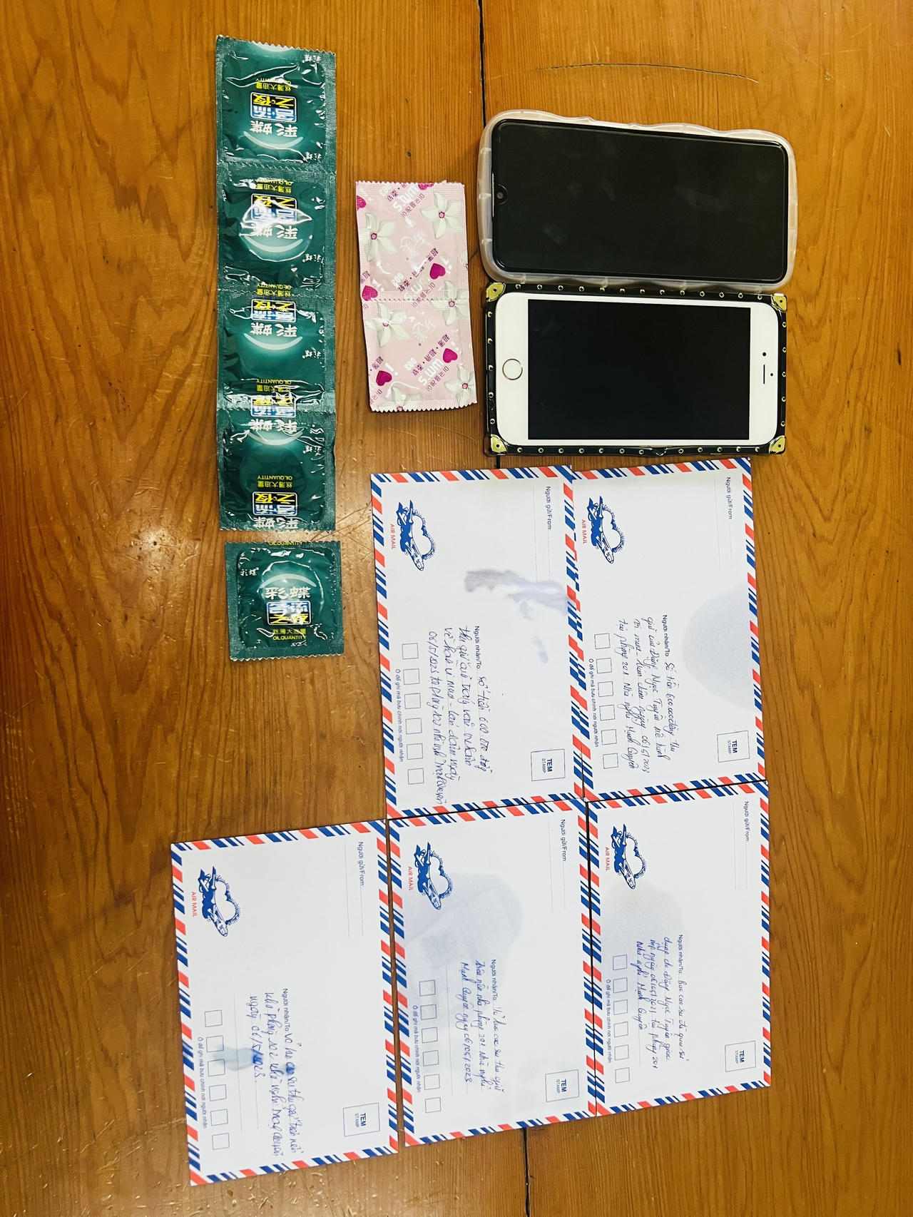 Theo dõi, bắt giữ 1 đối tượng môi giới mại dâm 