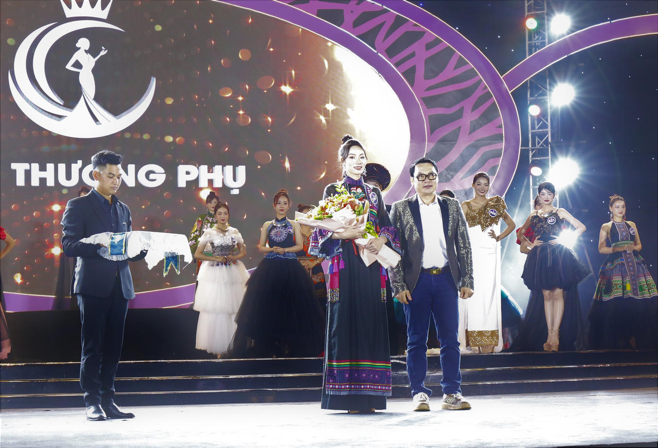 Người đẹp Lào Cai đăng quang “Hoa khôi du lịch Tây Bắc – Sa Pa năm 2023”