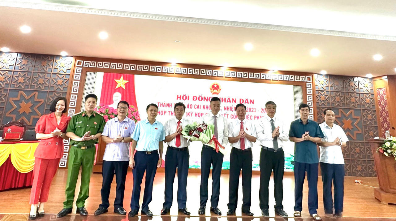 Ông Nguyễn Tiến Ngân được bầu làm Phó chủ tịch UBND thành phố Lào Cai