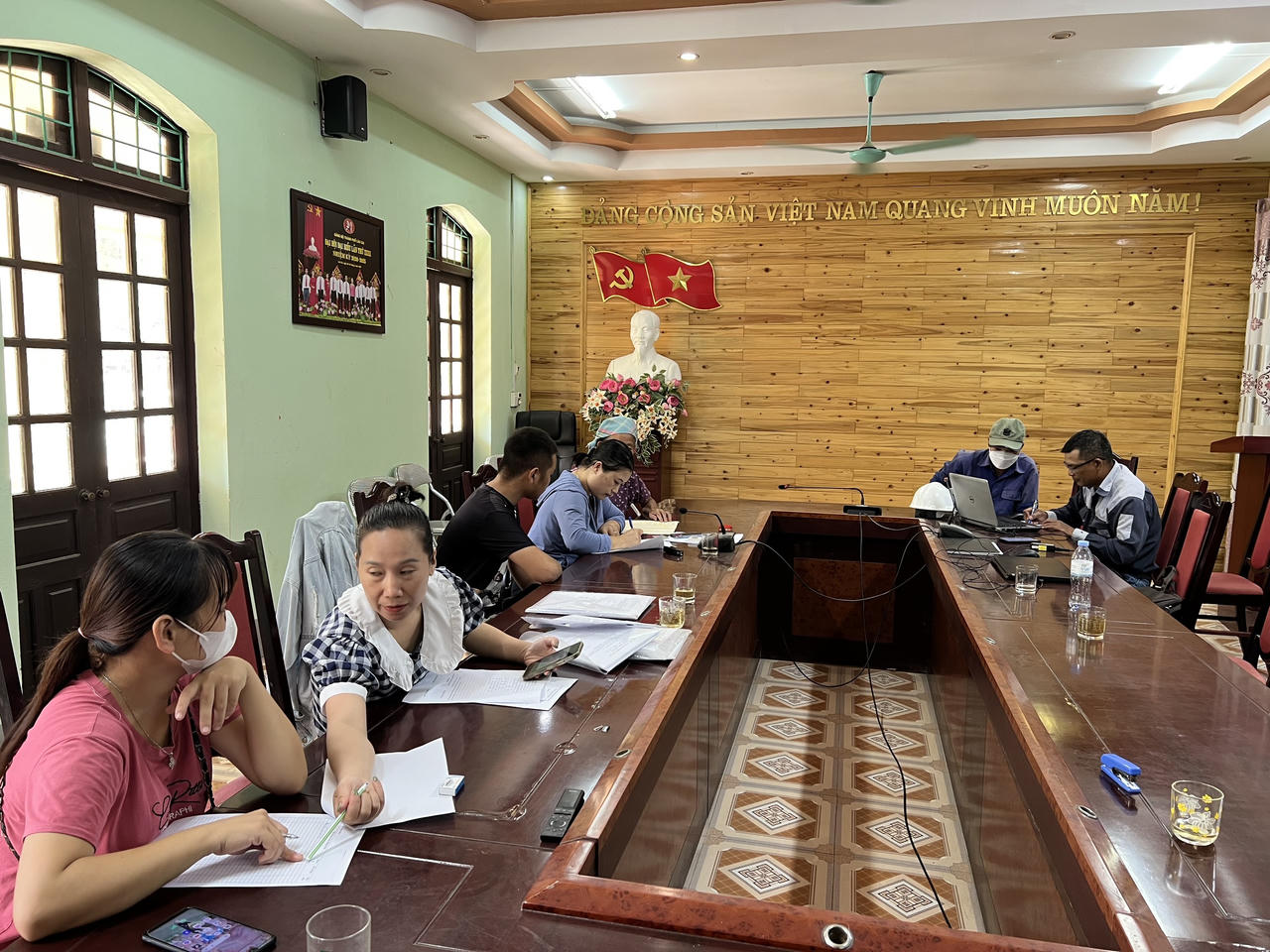 Nỗ lực ổn định đời sống người dân sau sự cố vỡ cống hồ thải tuyển đồng Tả Phời