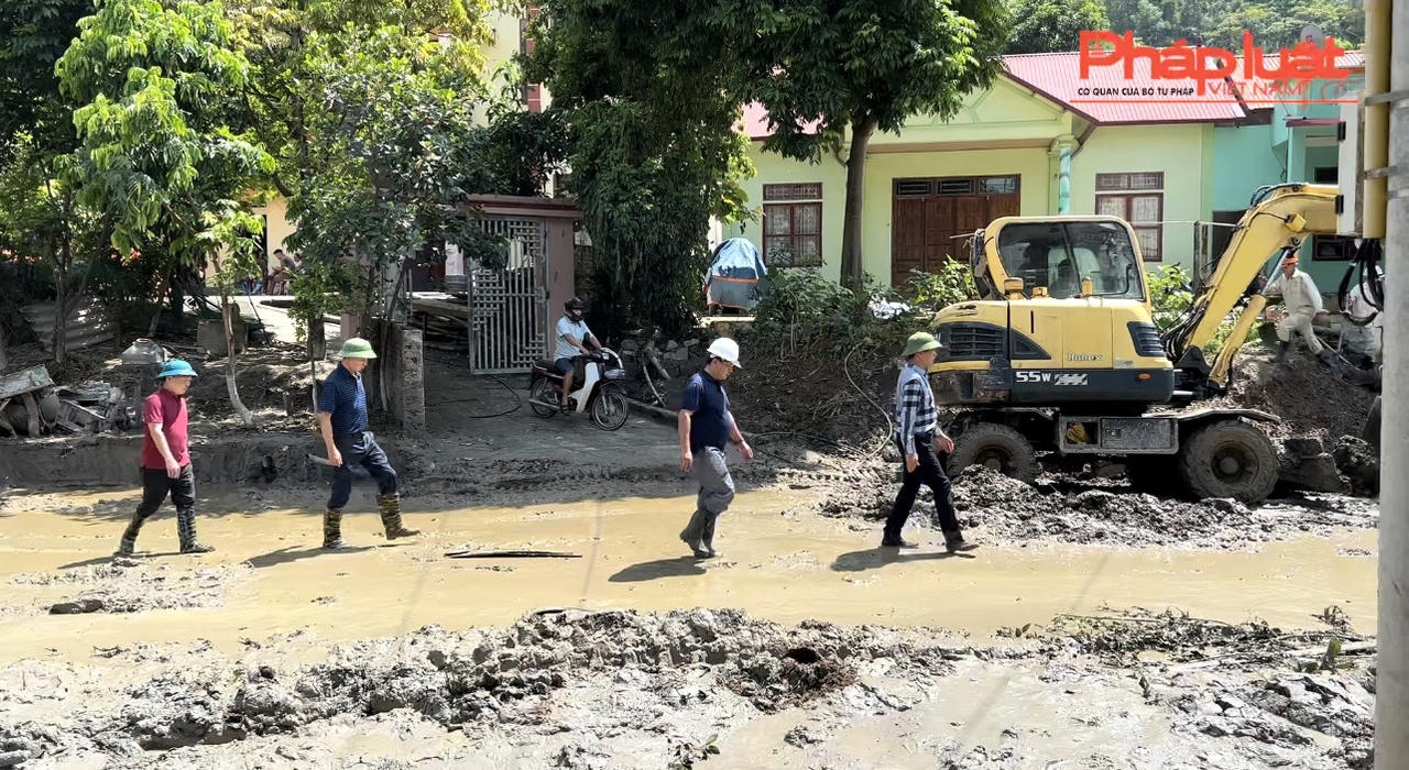 Nỗ lực ổn định đời sống người dân sau sự cố vỡ cống hồ thải tuyển đồng Tả Phời