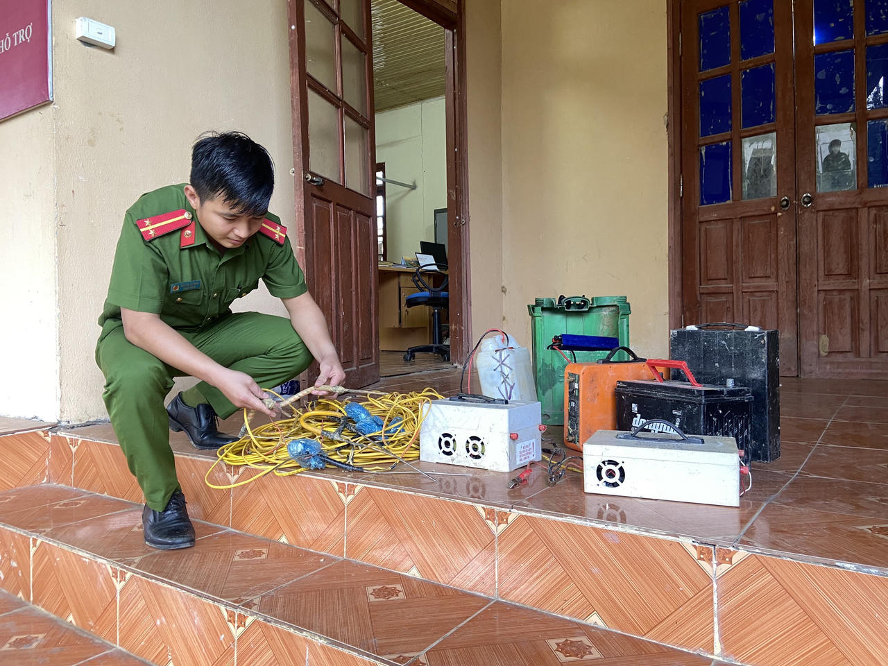 Cơ sở sơ chế giun đất gây ô nhiễm môi trường tại huyện Si Ma Cai 