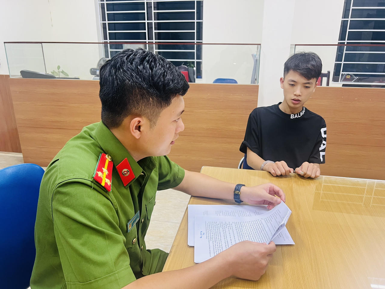 Lào Cai: Bắt giữ đối tượng chuyên lừa đảo trên mạng xã hội