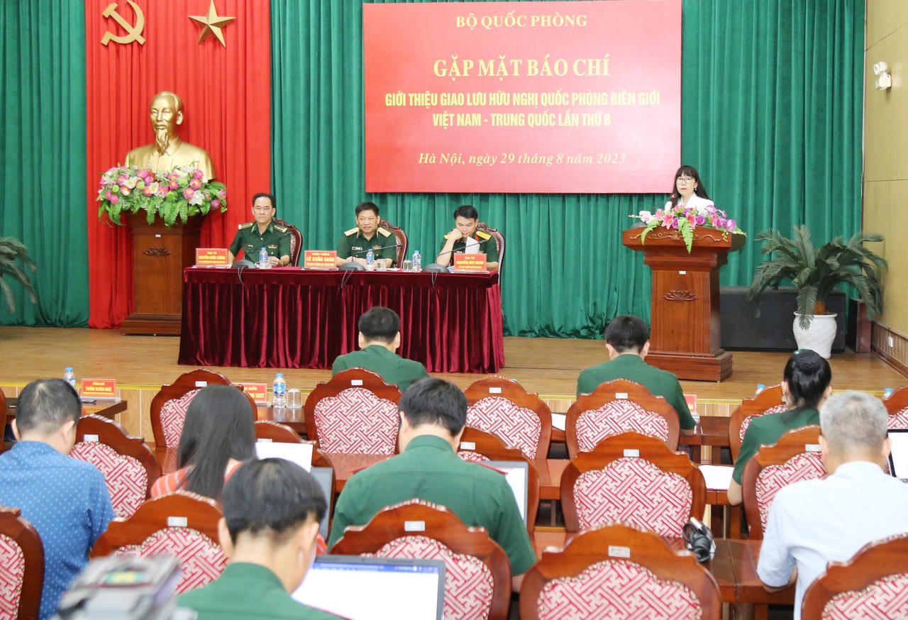 Chuẩn bị giao lưu hữu nghị quốc phòng biên giới Việt Nam – Trung Quốc lần thứ 8