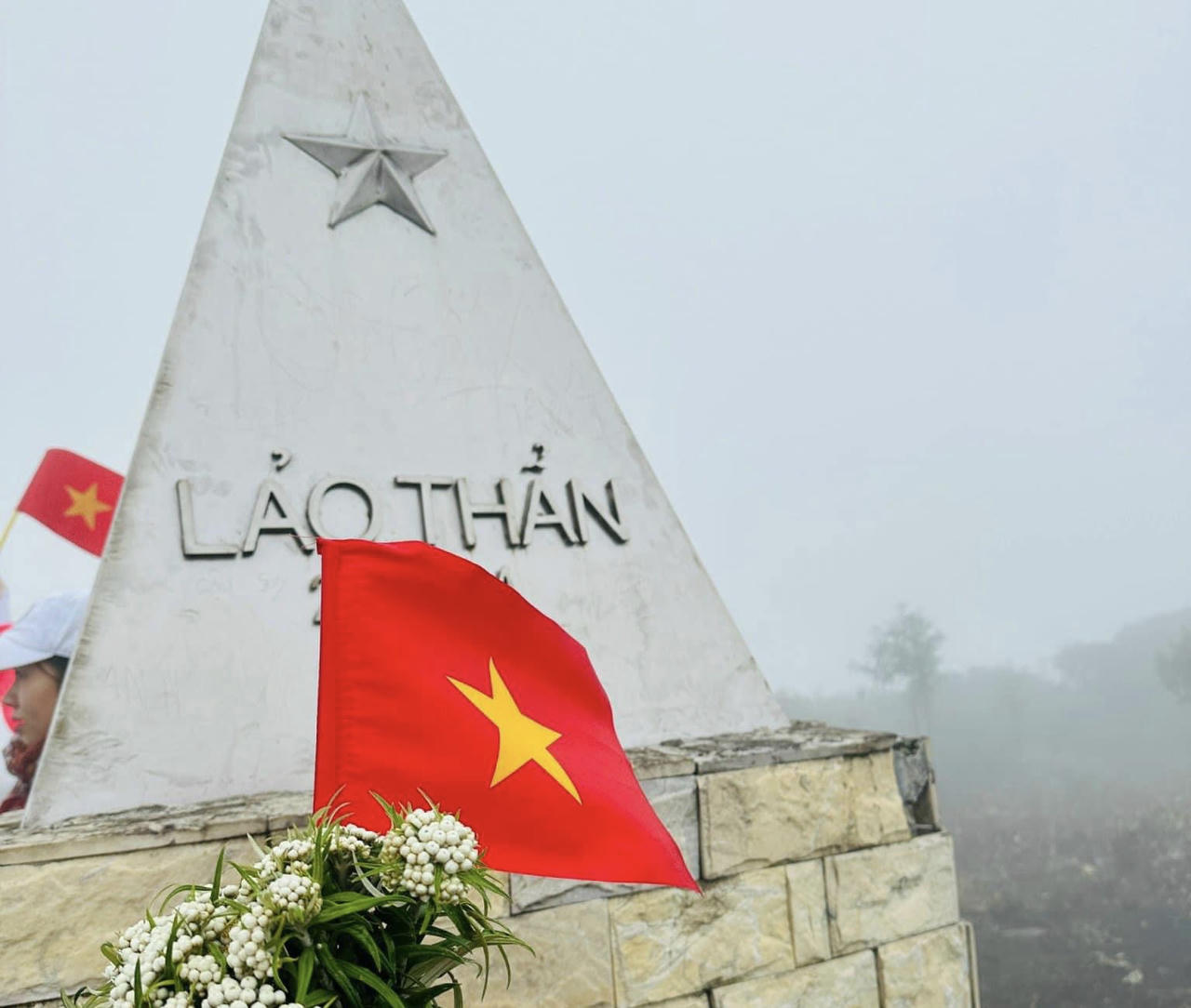 Đỉnh Lảo Thẩn thu hút khách du lịch kỳ nghỉ lễ 