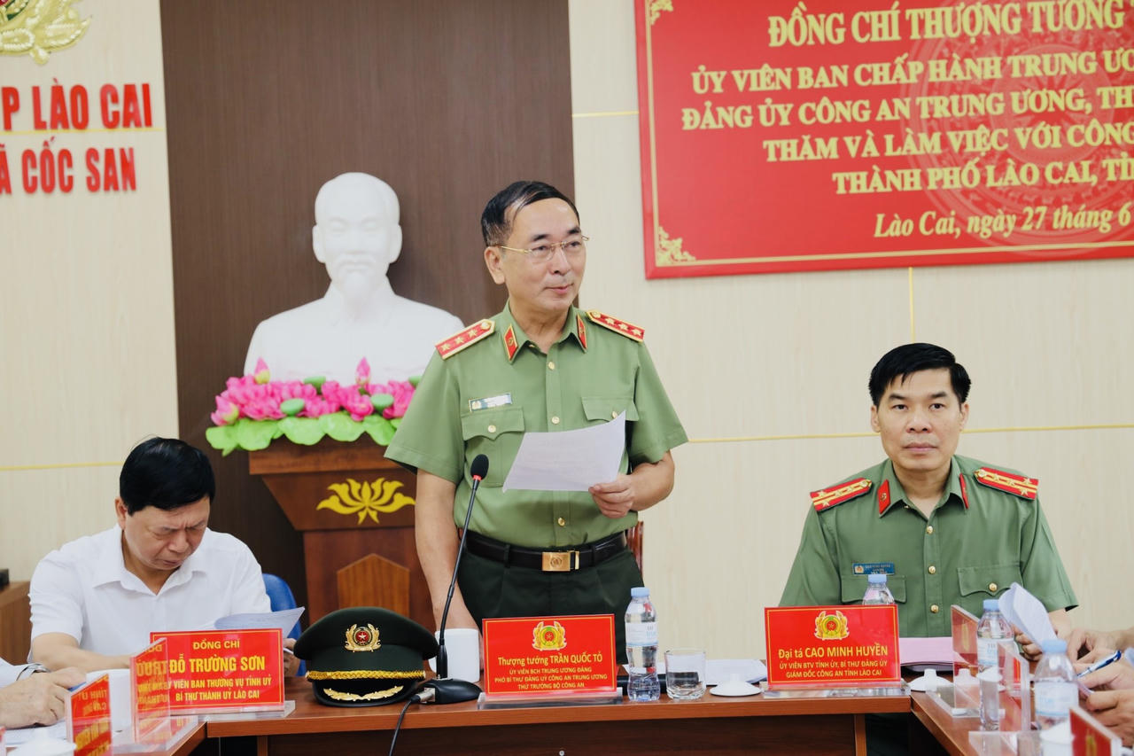 Thứ trưởng Bộ Công an Trần Quốc Tỏ thăm, làm việc tại Lào Cai và Lai Châu