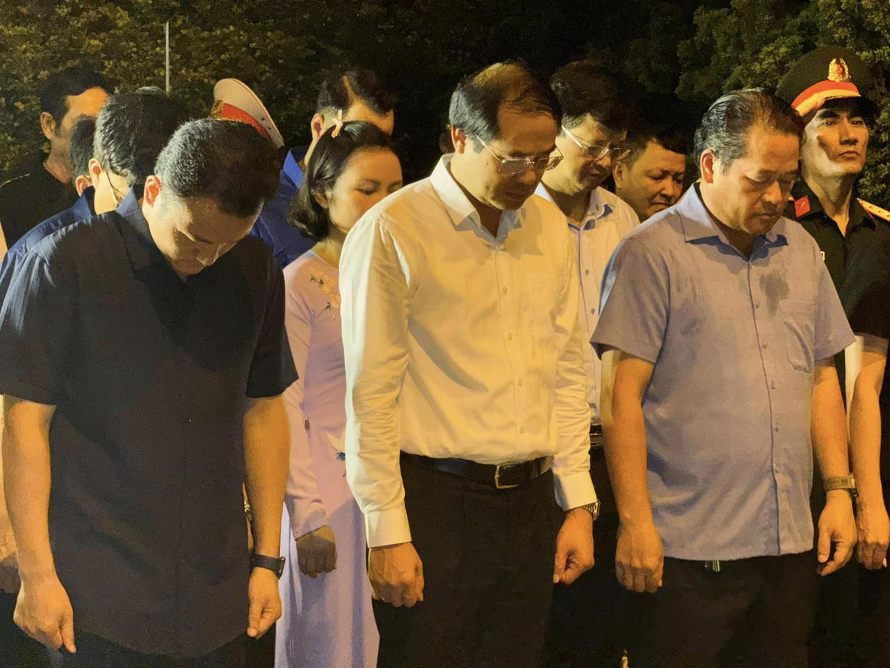 Tỉnh đoàn Lào Cai tổ chức thắp nến tri ân các anh hùng, liệt sĩ