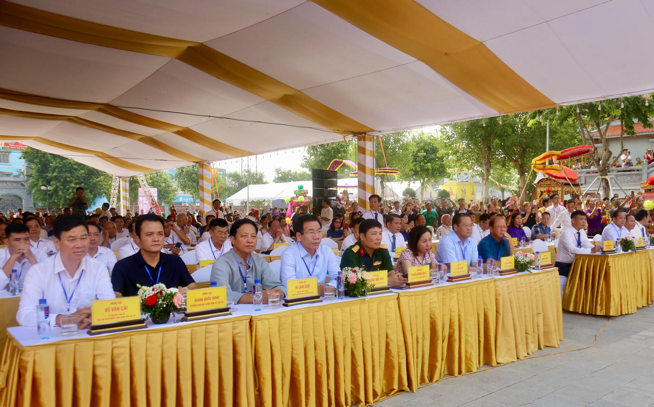 Khai mạc lễ hội đền Bảo Hà năm 2024