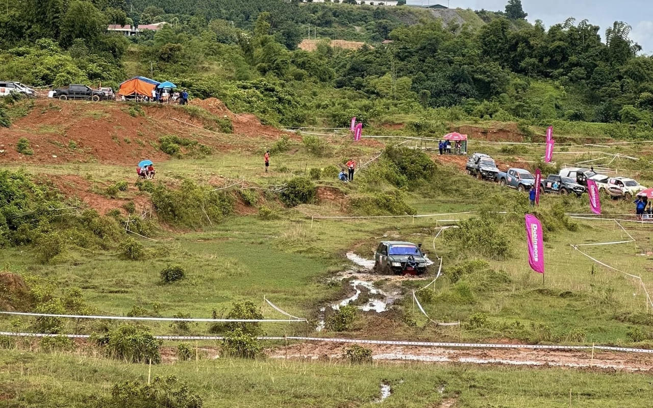 Khai mạc giải Đua xe bán tải địa hình 'Bat Xat Offroad Challenger 2024'
