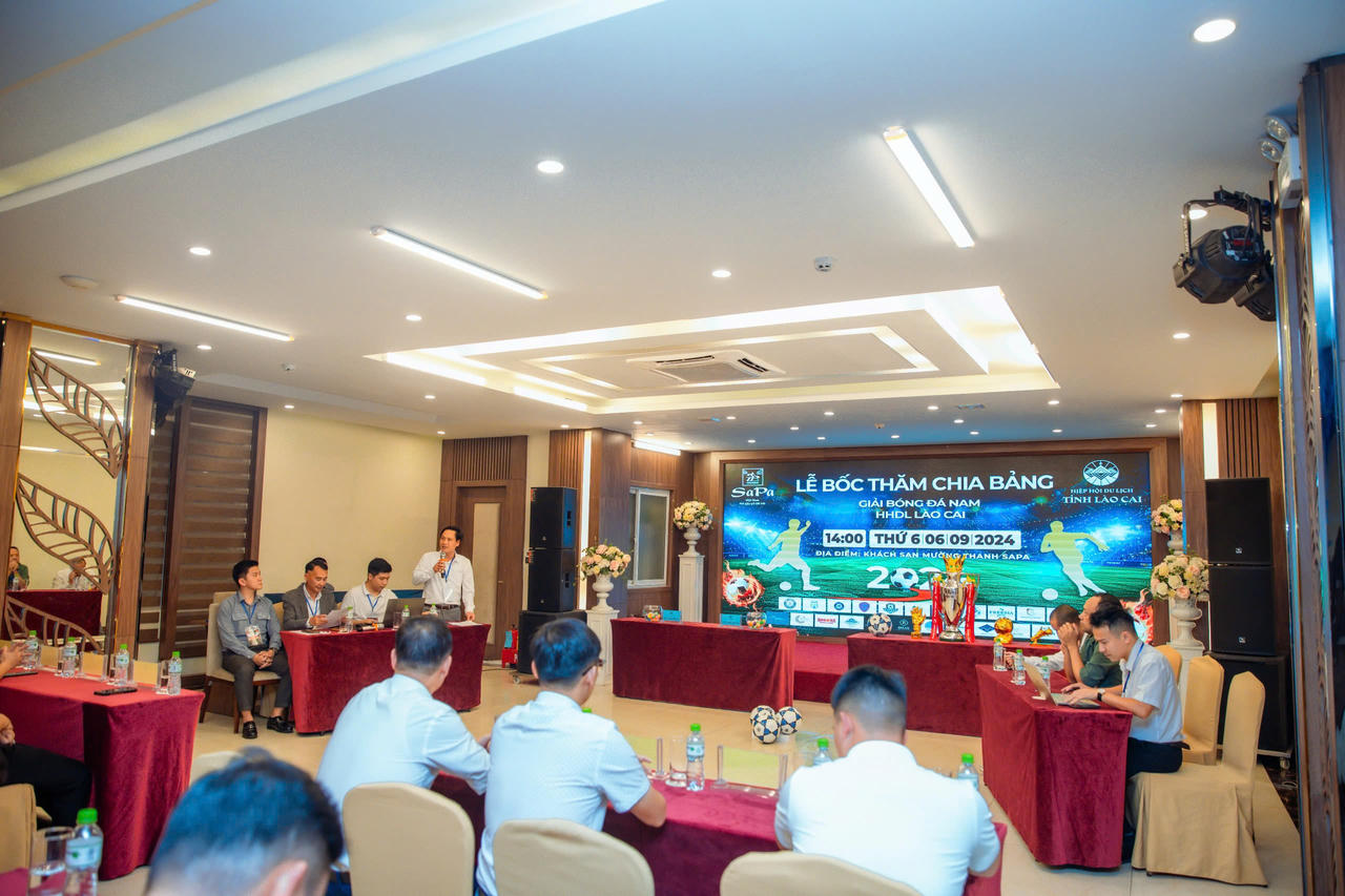 21 đội bóng tham dự Giải bóng đá nam - Hiệp hội Du lịch Lào Cai năm 2024