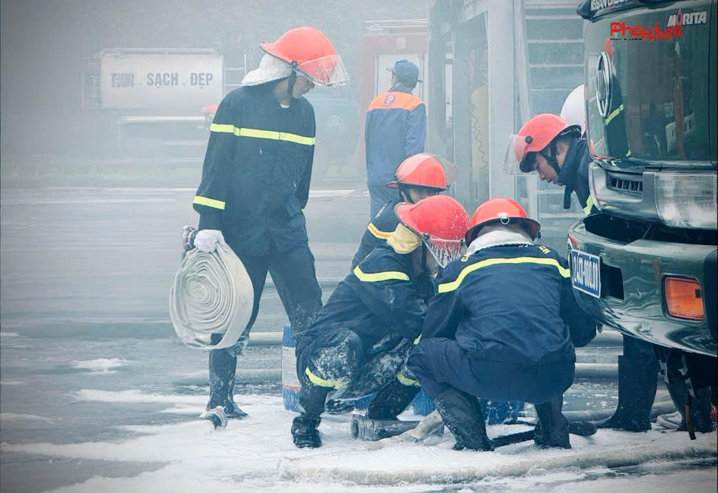 Diễn tập phương án chữa cháy và cứu nạn, cứu hộ tại Lào Cai