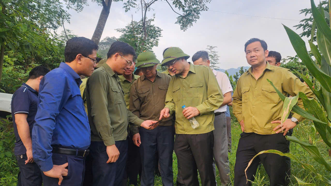 Thống nhất xây khu tái định cư cho người dân thôn Làng Nủ