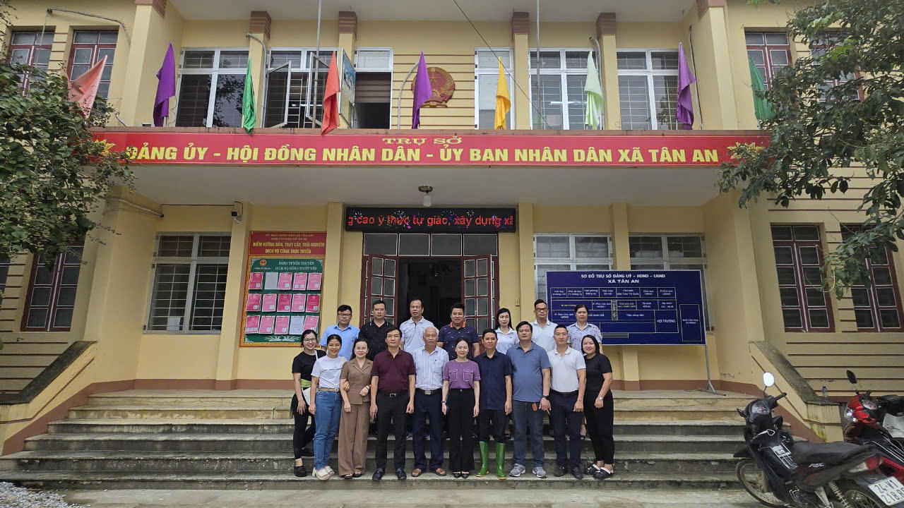 Hội doanh nhân trẻ tỉnh Lào Cai tiếp tục hành trình tiếp sức người dân vùng lũ