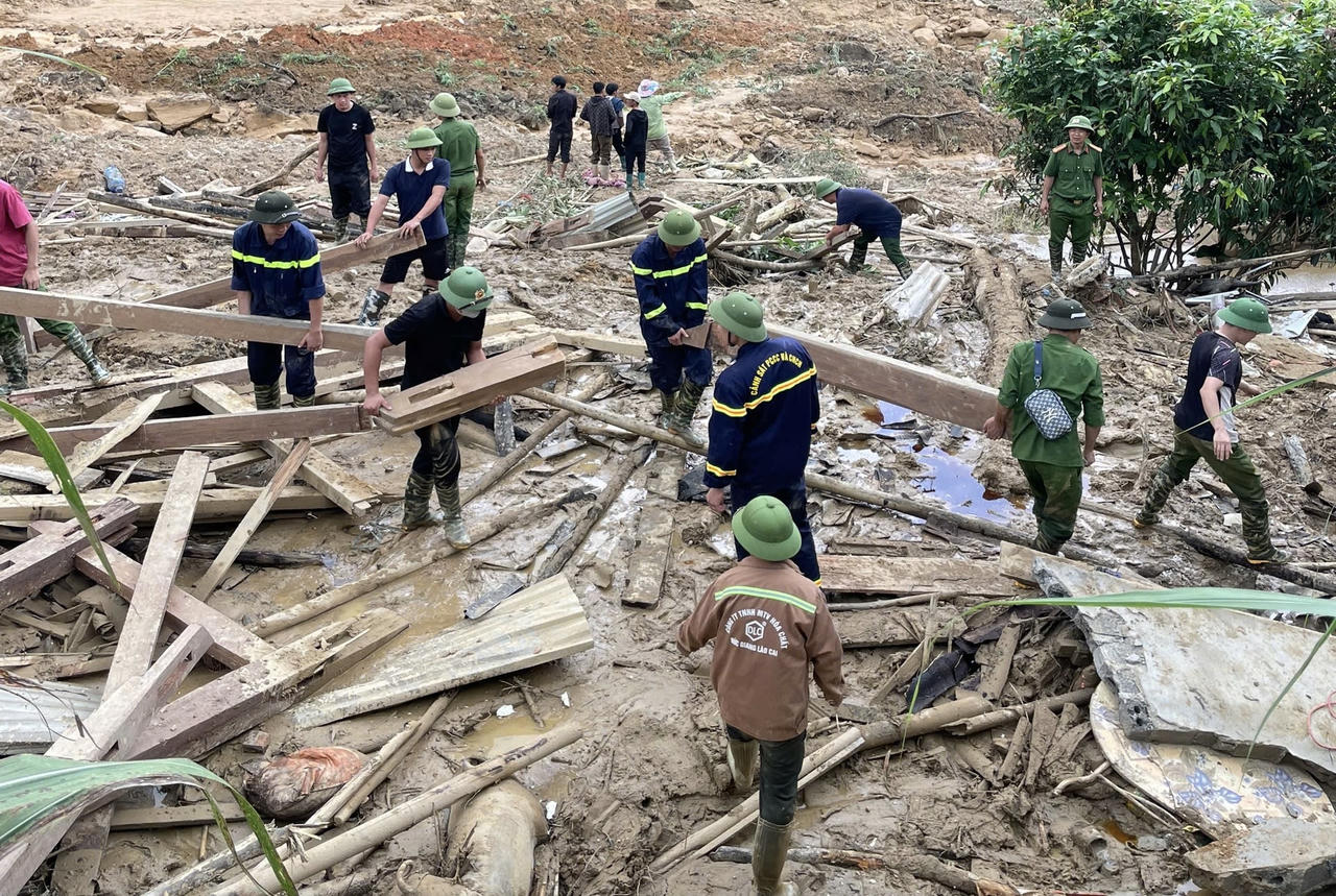 Hình ảnh sự tàn phá khốc liệt do mưa lũ gây ra trên địa bàn huyện Bắc Hà