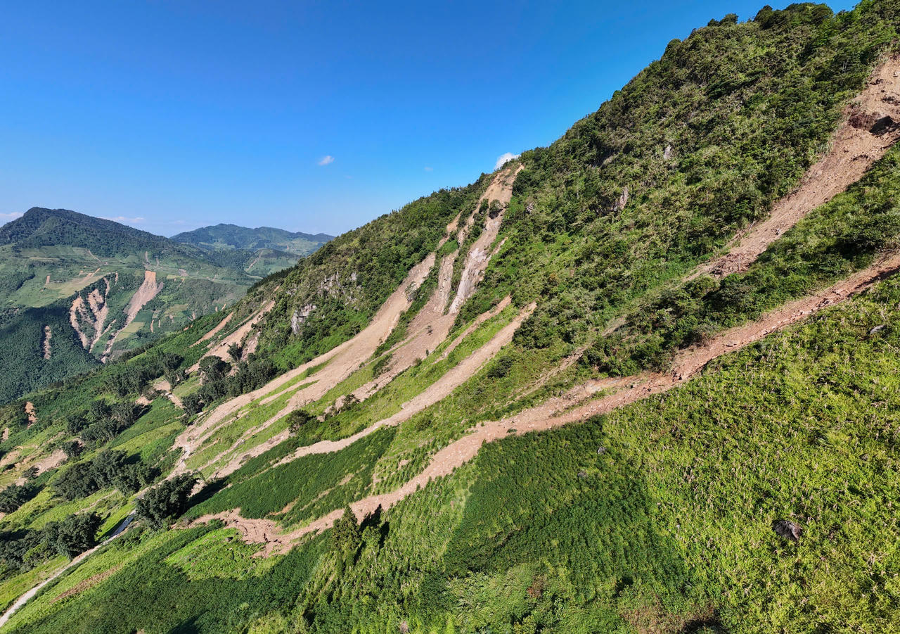 Hình ảnh sự tàn phá khốc liệt do mưa lũ gây ra trên địa bàn huyện Bắc Hà