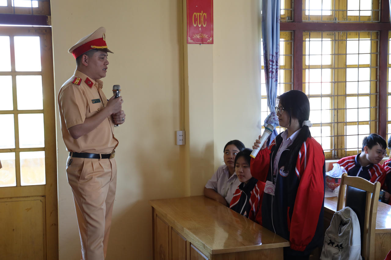 Sáng tạo, đổi mới với 'Tiết học cùng Chiến sỹ Cảnh sát giao thông'